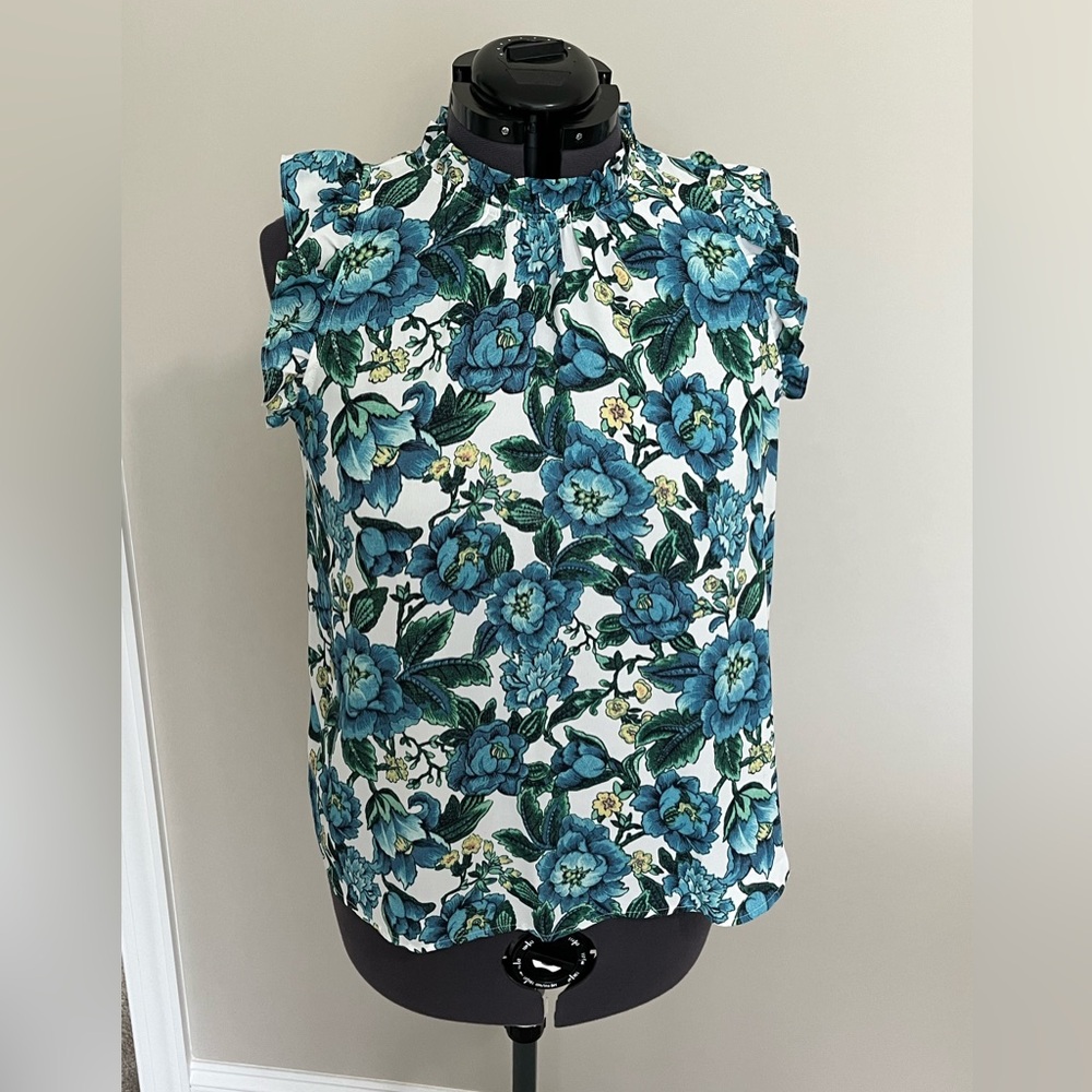 Loft sleeveless ruffle detail top - Large